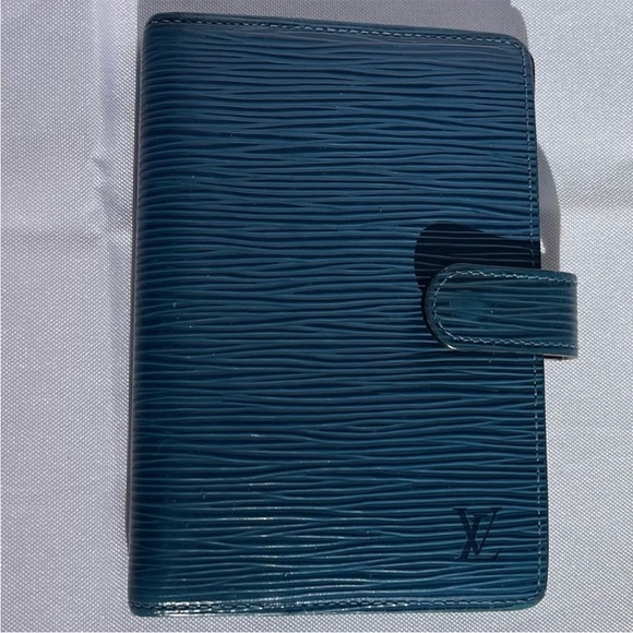 Louis Vuitton Blue Epi Small Agenda Cover
MINT EUC - Picture 4 of 17